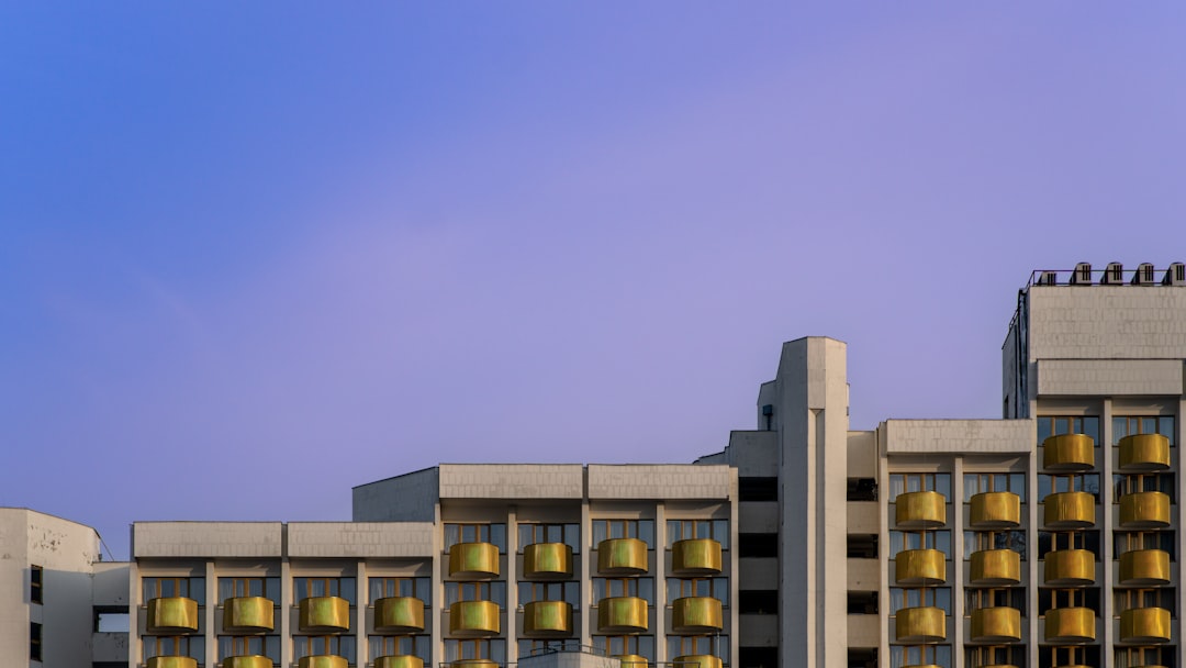 从“指尖”到“云端”：2026年酒店康养业态的数字化生存样本解析