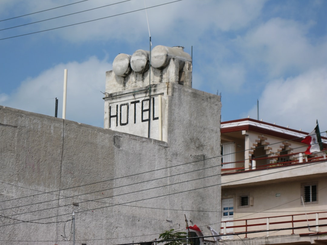 2026回望：当采耳与足疗软件成为酒店业智能化的“神经末梢”