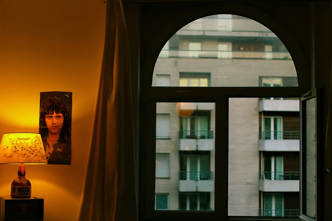 2026酒店业智能新生态：从客房到康养，垂直SaaS如何重塑体验与营收