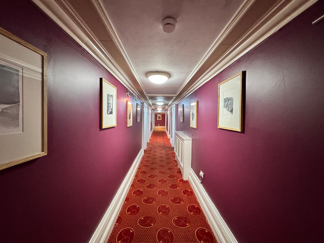 2026回望：从“采耳足疗”的数字化蝶变看酒店业智能化的深层逻辑