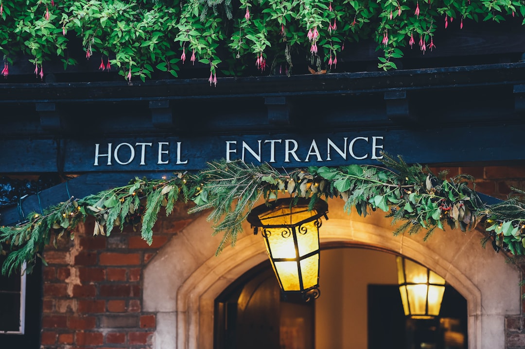 2026酒店业新图景：从客房到康养，全域智能如何重塑服务价值链