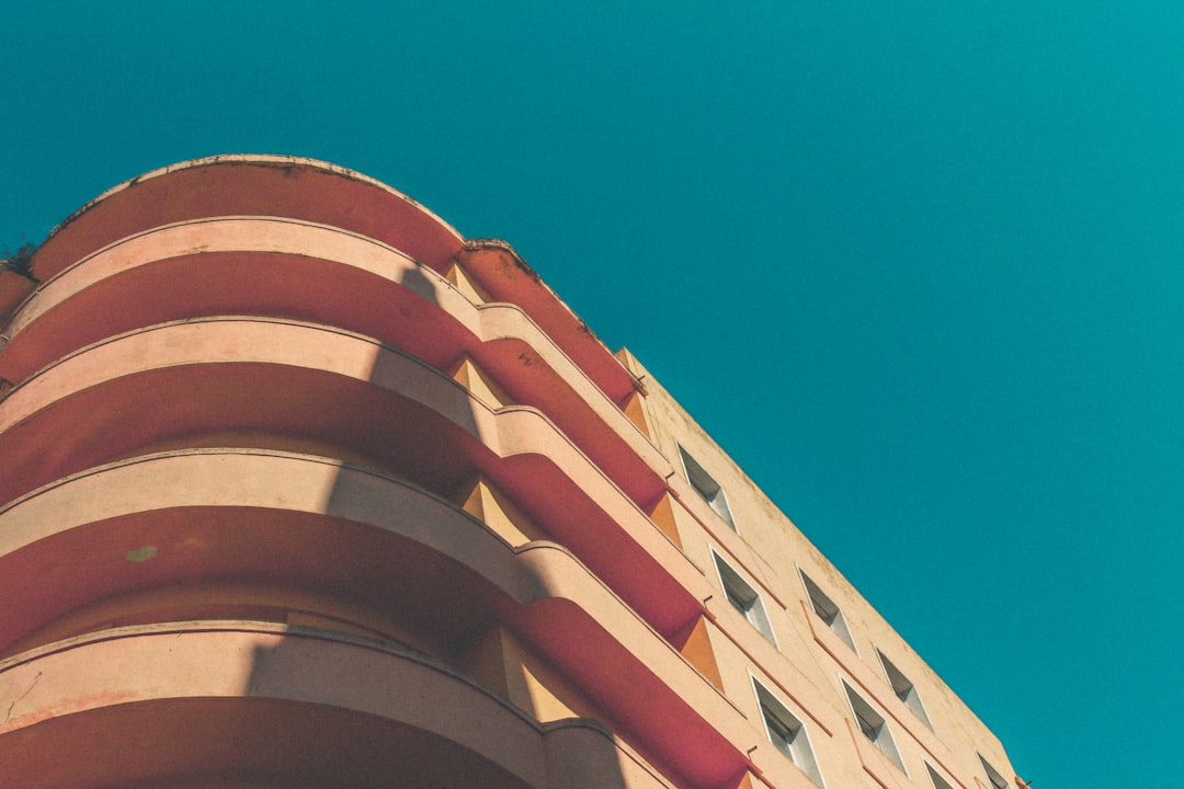 2026酒店业新常态：从“客房智能”到“体验算法”，看足疗采耳软件如何重塑健康服务价值链