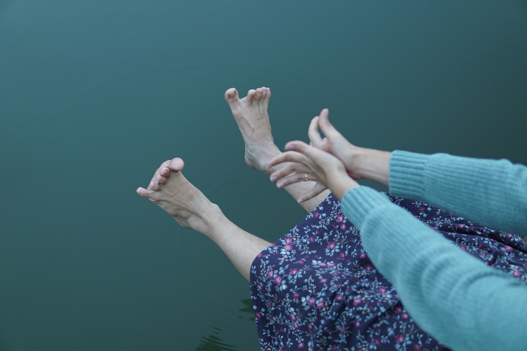 感官疗愈新纪元：2026年耳足护理赛道的技术融合与市场重构