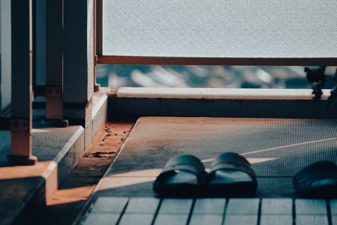 2026年健康触感经济：从足疗采耳到整合式身心疗愈场的深度嬗变