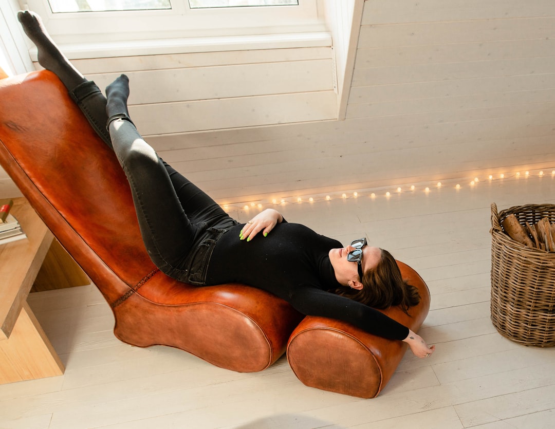 2026年健康触达：从“足下功夫”到“感官疗愈”——中国大健康休闲服务市场的范式转移与商业重构